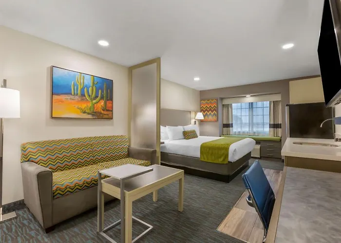 Western Foothills & Hotel Yuma