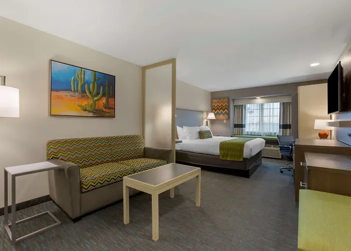 Western Foothills & Hotel